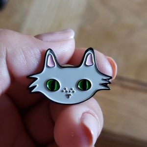 🐱 Cat Enamel Pin